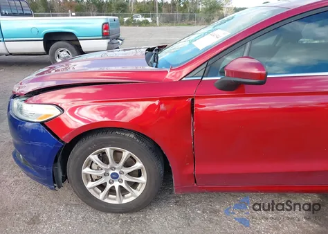 2017 Ford Fusion S z USA, uszkodzony, nr VIN 3FA6P0G72HR178809